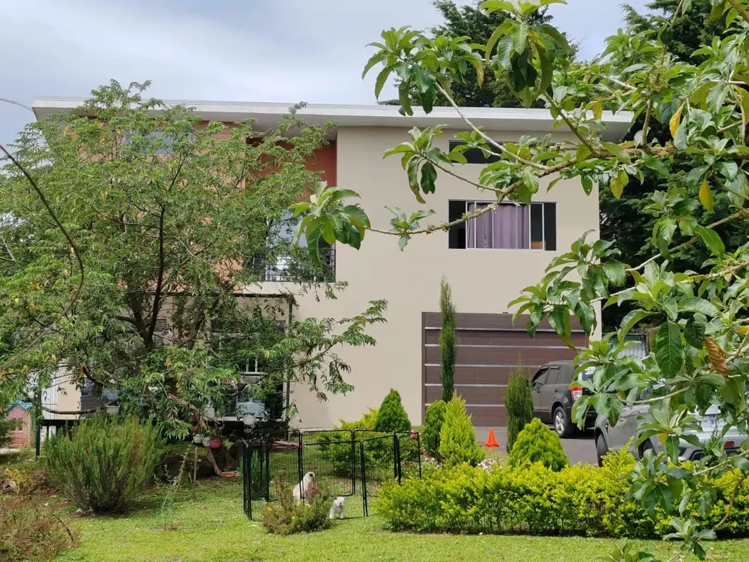 Exclusive Listing Modern Home in Residencial El Castillo-Heredia San Rafael