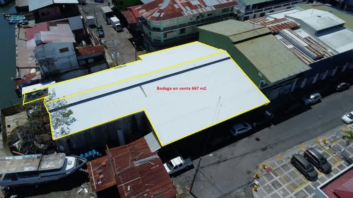 Commercial Warehouse for Sale in Downtown Puntarenas