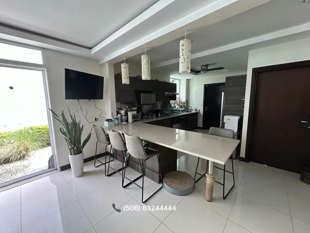 HOUSE FOR SALE IN CONDOMINIUM IN POZOS, SANTA ANA