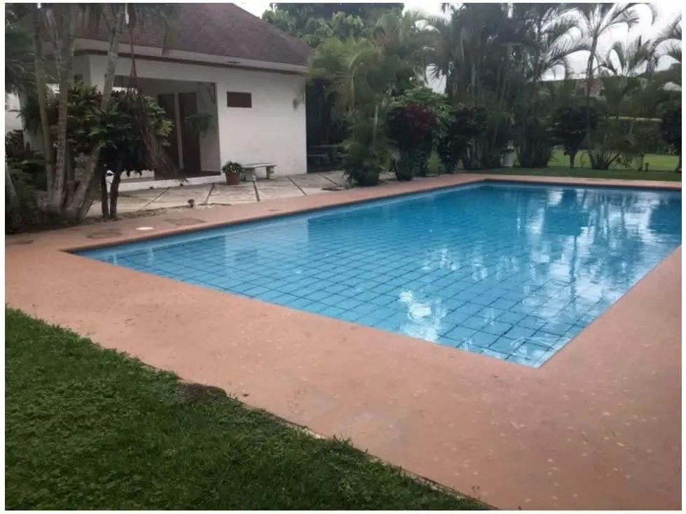 Venta de Casa con Apartamento - Estudio, Condominio en Santo Tomás de Santo Domingo de Heredia — photo 2