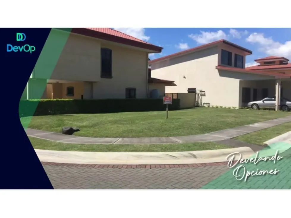 Venta de Lote esquinero en hermoso condomino