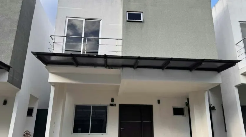 Bank-Owned House for Sale in Mora, Santa Ana