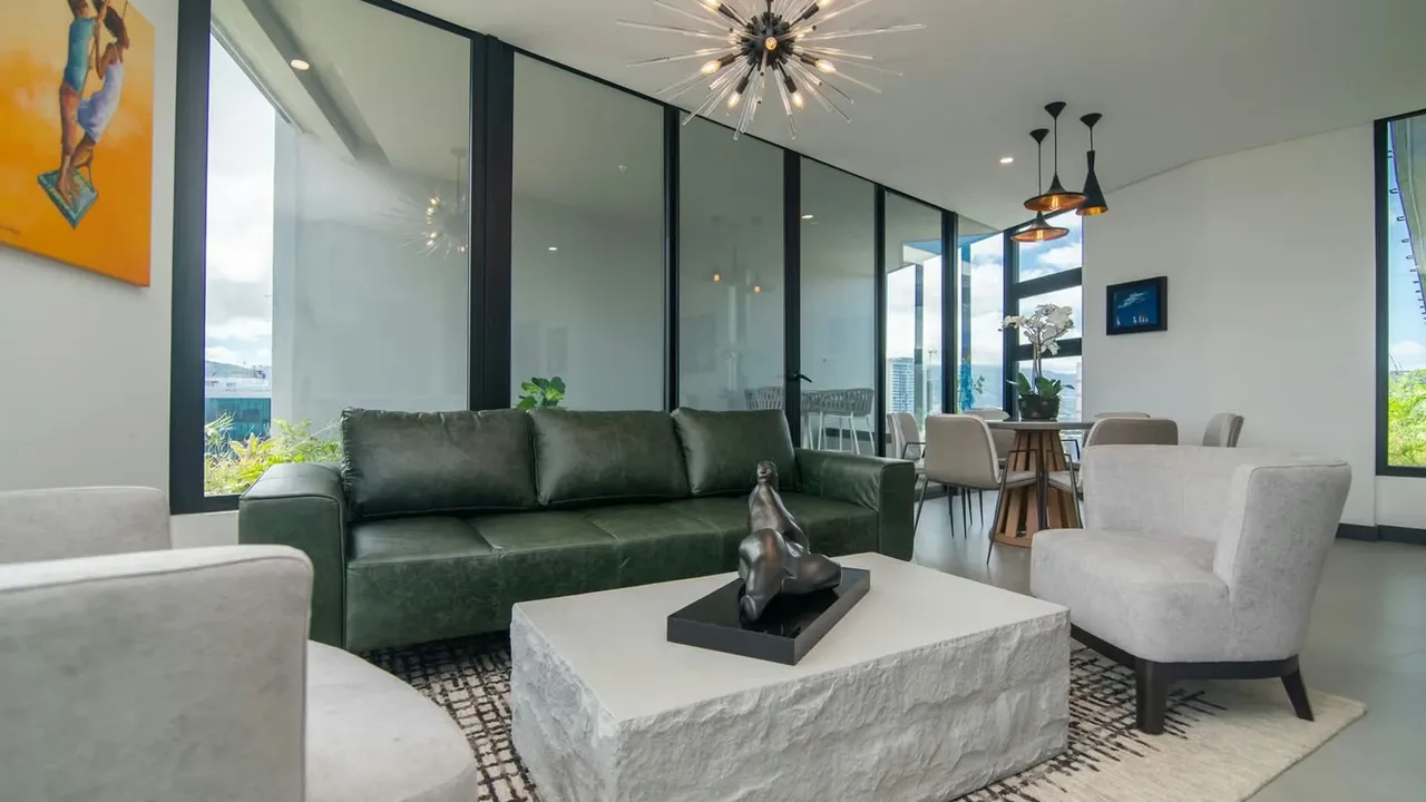 For Sale: Apartment in Condominium, Barrio Dent 5681