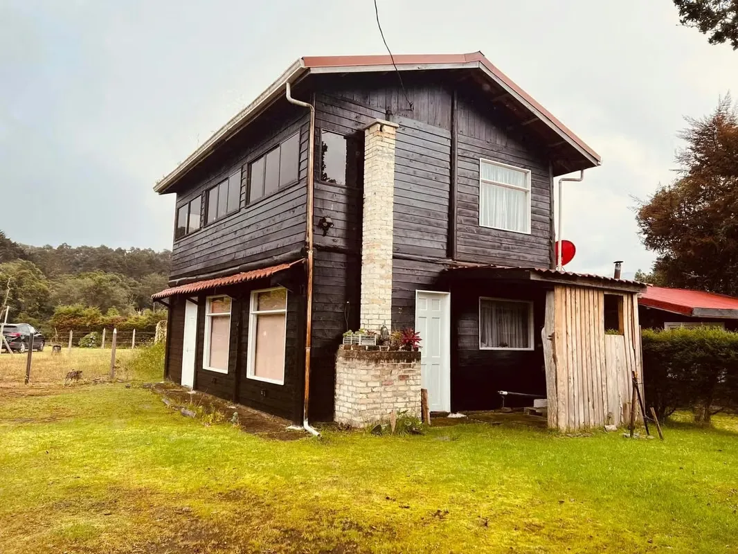 Venta de Cabaña en la Trinidad de Dota contiguo a la Iglesia