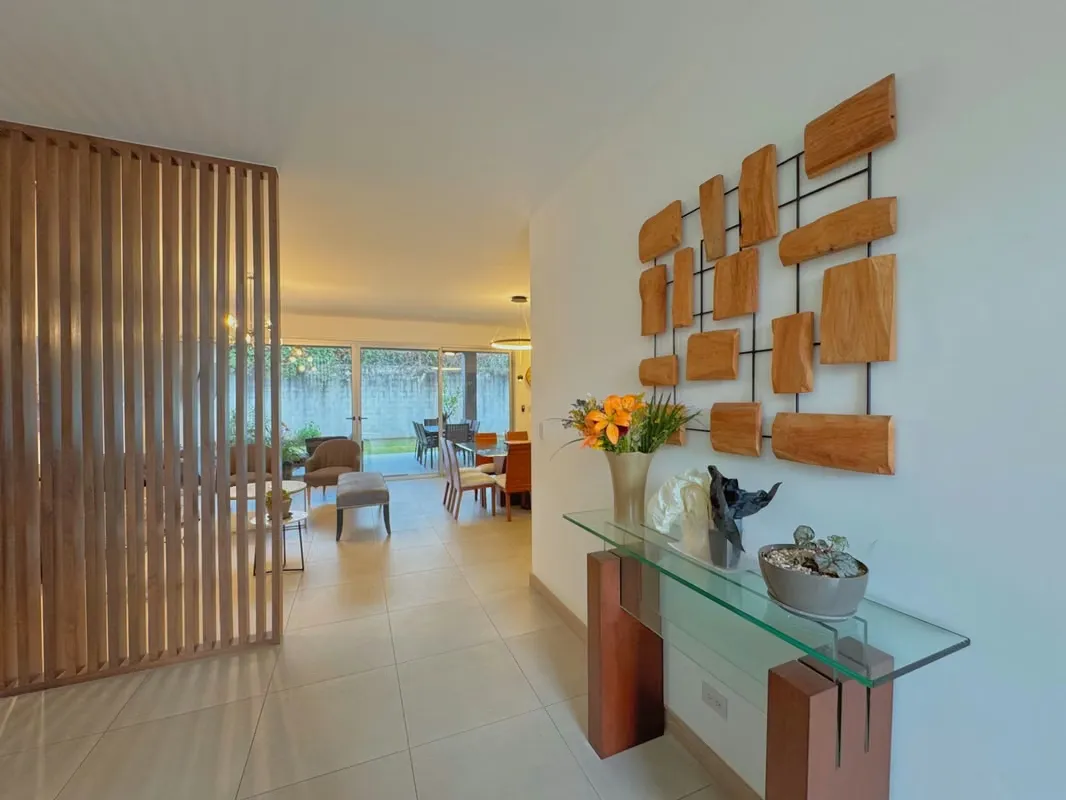 For Rent – Furnished House in Lindora