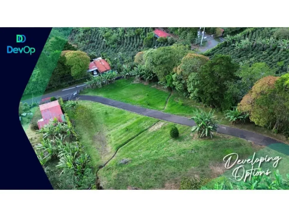 Si buscas expandir tu portafolio inmobiliario o desarrollar un proyecto de inversión con alto potencial, este lote exclusivo es para ti.