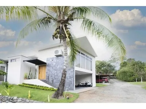 Casa Lomas del Mar! Un Espacio para Soñar