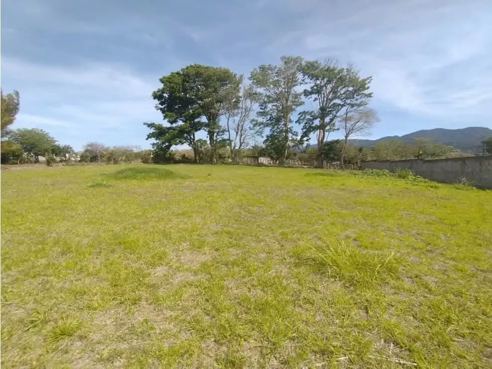 VENTA DE LOTE PARA DESARROLLO, SAN ISIDRO, HEREDIA, 32072 (IH)
