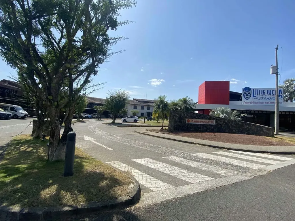 Local Comercial en Plaza Futura, Liberia, Guanacaste