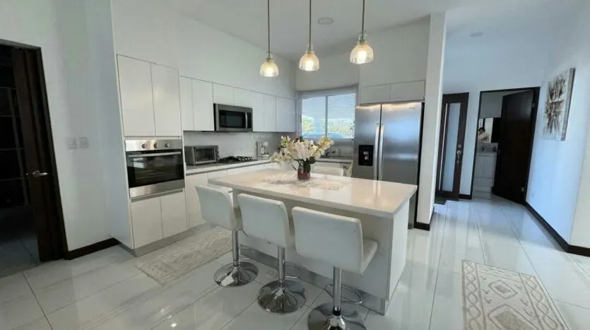 Dream Home for Sale – Escazú