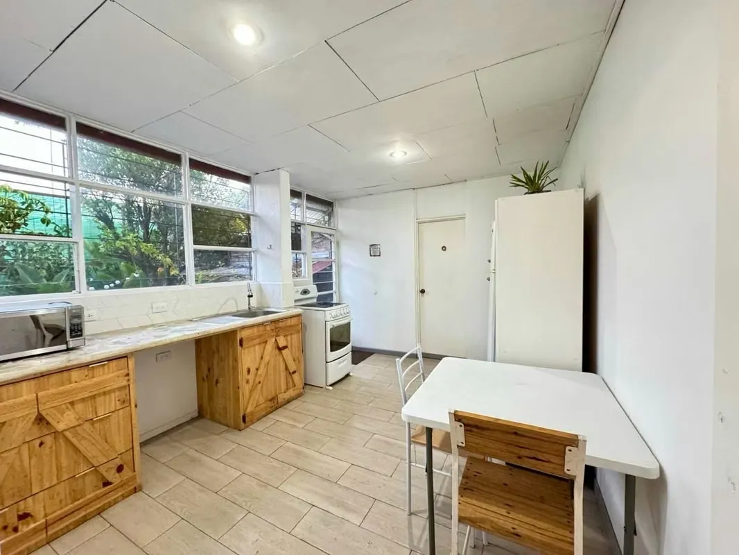 Mixed land use house for rent in San Pedro — photo 3