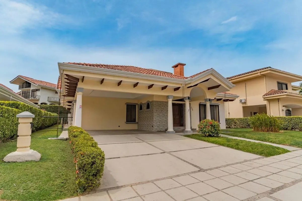 House For Sale in Valle del Sol Santa Ana