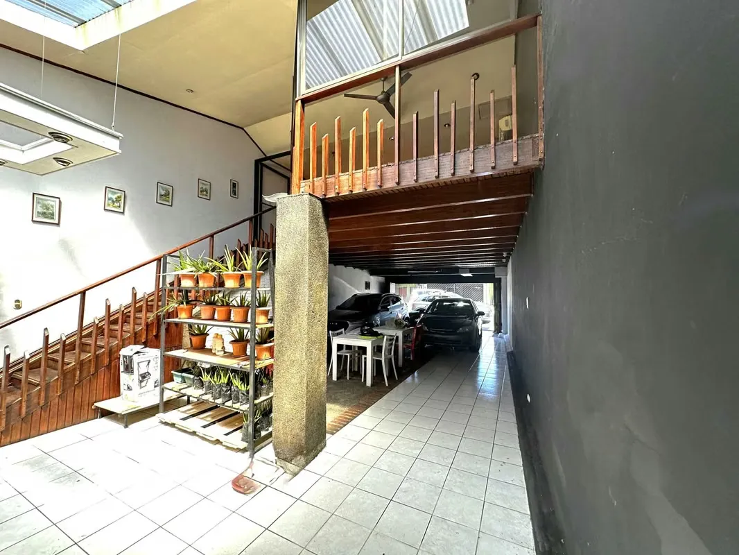 ¡Propiedad comercial y residencial! Santo Domingo de Heredia con excelente ubicación