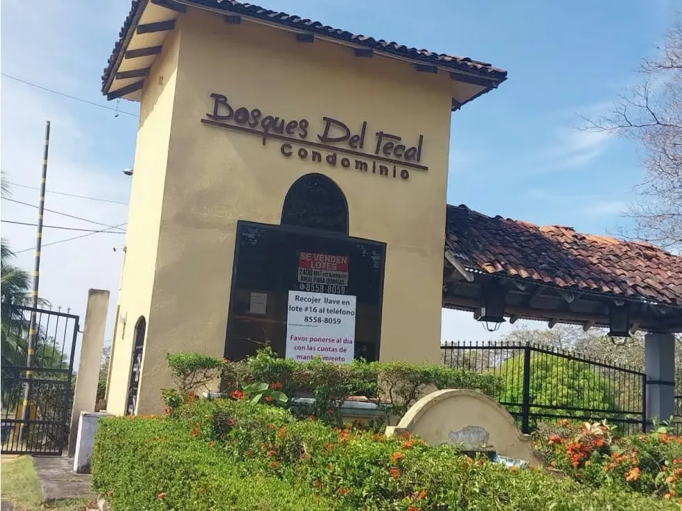 VENTA LOTE CON CASA, SAN MATEO, OROTINA, BOSQUES DEL TECAL 4072 (GC)