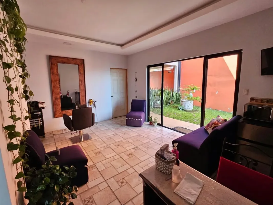 Property with apartments for commercial use, San Isidro center — photo 5