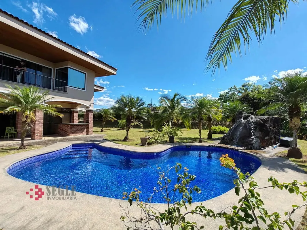 Casa en venta, Orotina, Vista Mar.