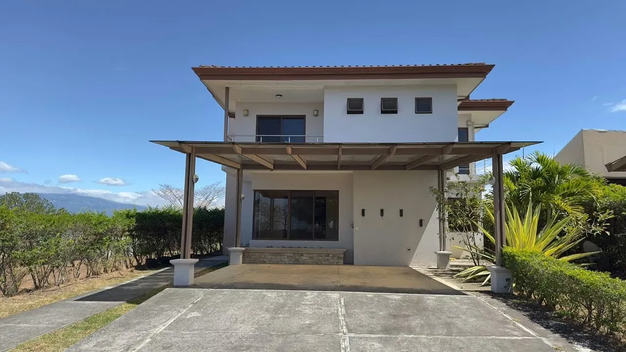 Executive Family Home for Rent in La Guácima, Alajuela
