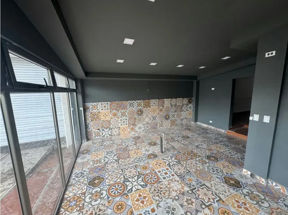 Alquiler Local Exclusivo para Cafetería en Plaza Antares, San Pedro. — photo 5