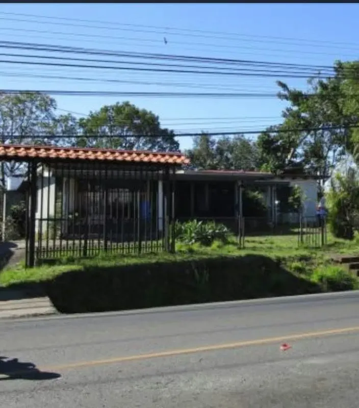 Se vende propiedad en Alajuela San Antonio. P.P