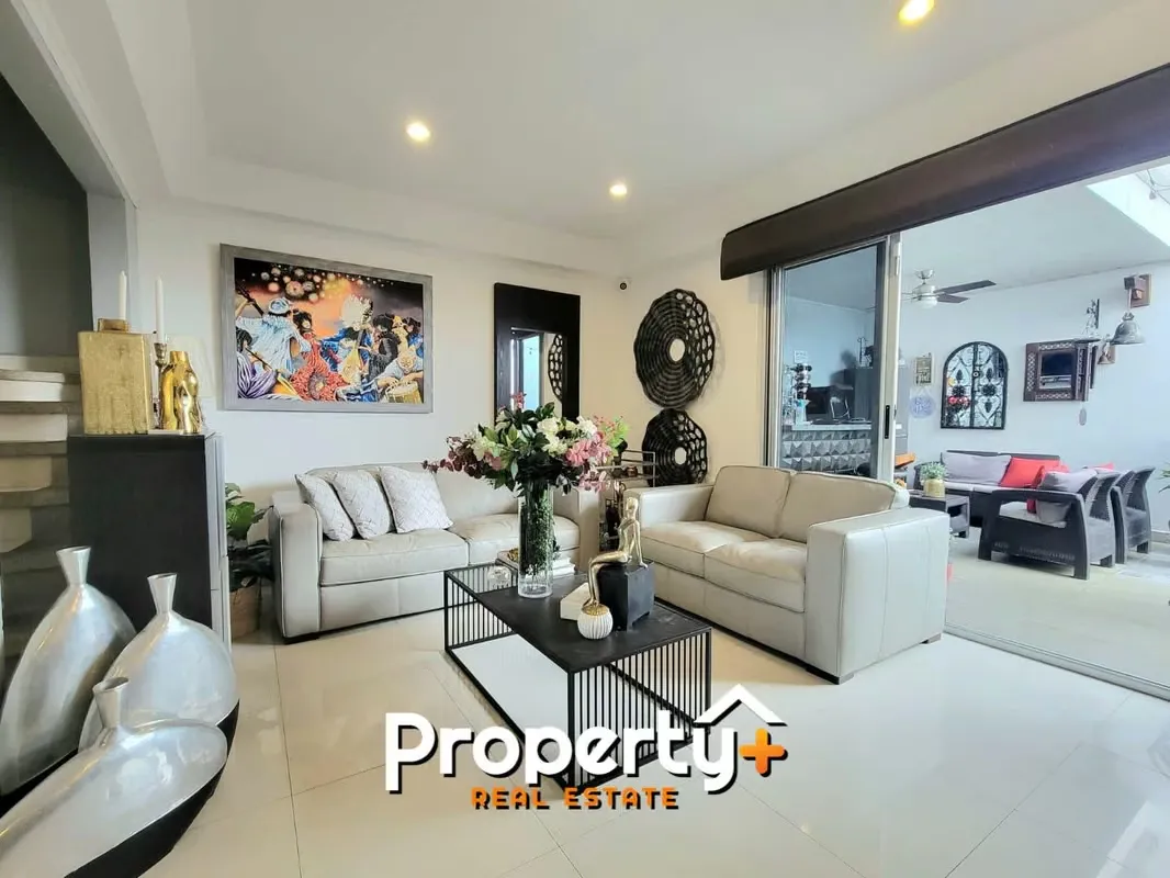 This beautiful two-story home combines comfort and functionality in a privileged setting. It features three bedrooms, including a ...