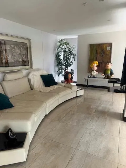 Penthouse de Ensueño en Sabana: 420 m2, 4 habitaciones, cuarto de servicio Vistas Inolvidables y Finos Acabados. Descubre la amplitud y el diseño exquisito de este impresionante ... — photo 5