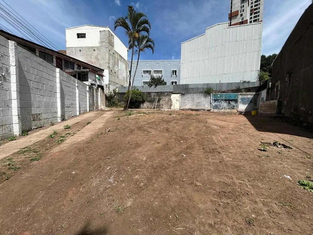 LOT located in the González Lahmann neighborhood, San José