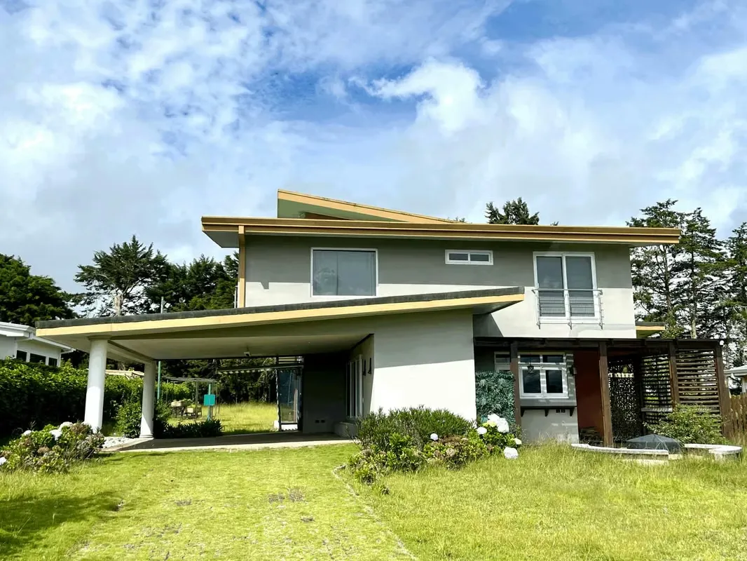 FOR SALE ' AMAZING FENG SHUI HOUSE - OREAMUNO - CARTAGO