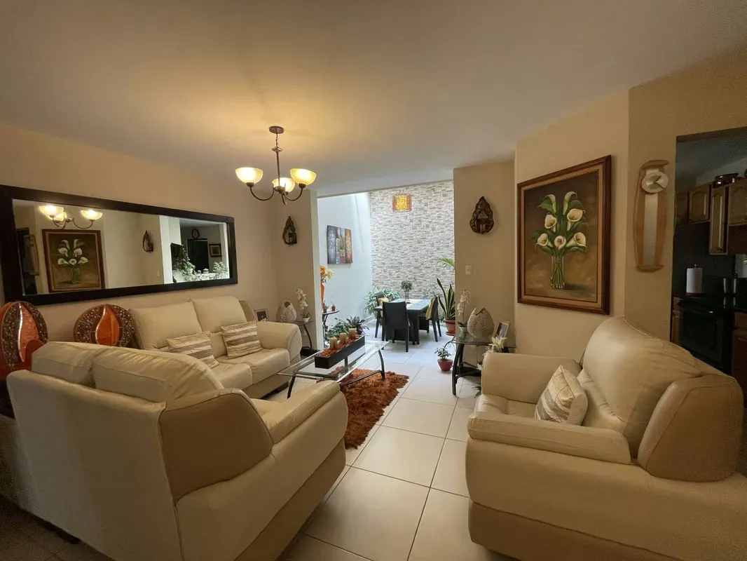 HOUSE FOR SALE ROHRMOSER SAN JOSÉ JV533