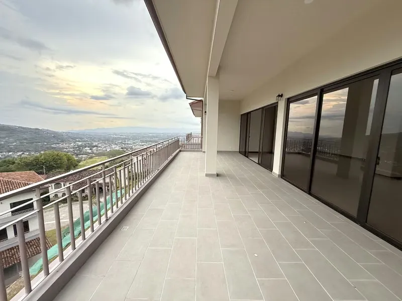 Sale, Exclusive Penthouse, Alto Las Palomas, Breathtaking Views & Refined Living