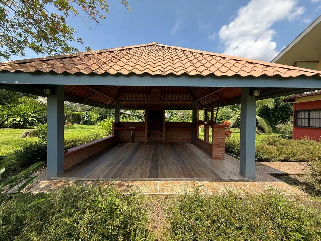 Se vende Finca con Casa de Habitación en Horquetas de Sarapiquí