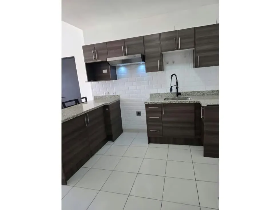 VENTA DE APARTAMENTO, CONDOMINIO ALLEGRO, ULLOA, HEREDIA 4062 (GC)