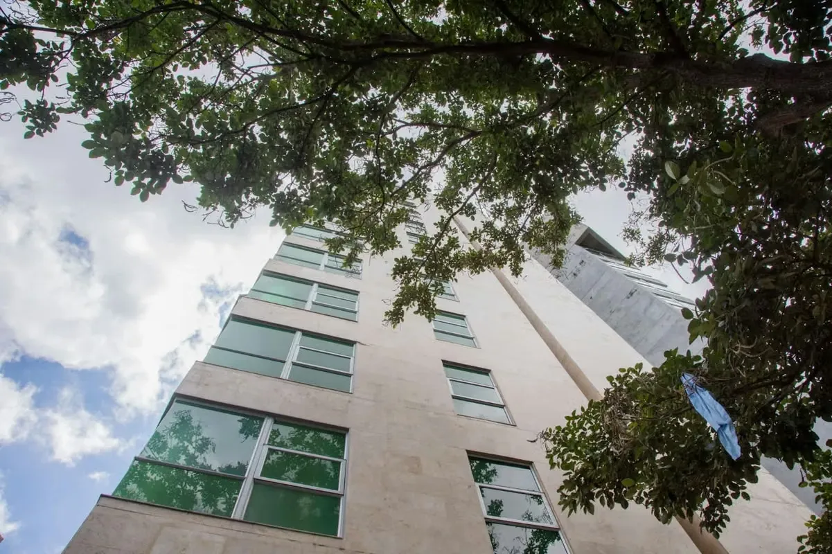 Se Alquila Apartamento en Escazú, Condominio Central Park