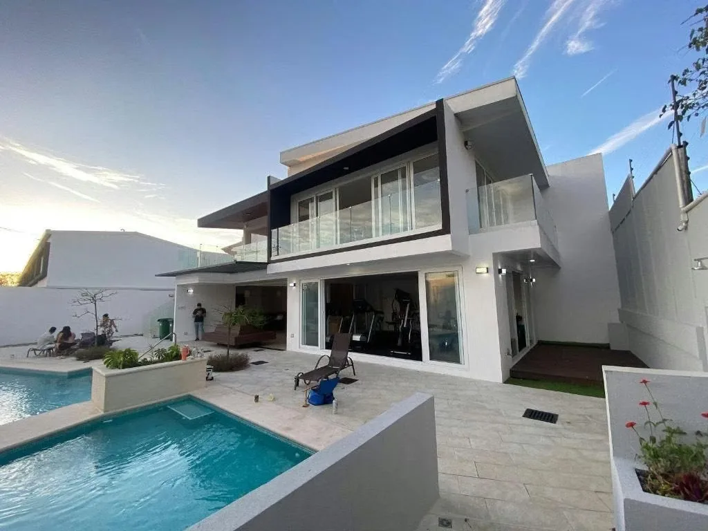 Viva con todas las comodidades que condominio Káta le puede ofrecer. Ubicación extrategica y una comunidad exclusiva.
