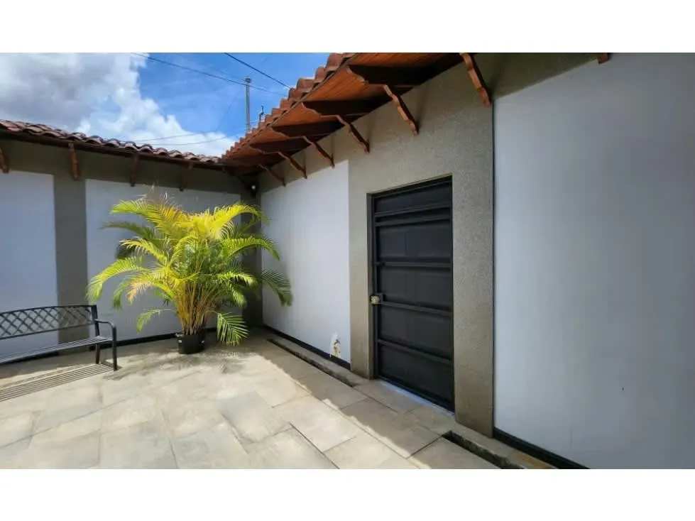 VENTA DE CASA, SAN LORENZO DE FLORES, HEREDIA 39670 (IH)