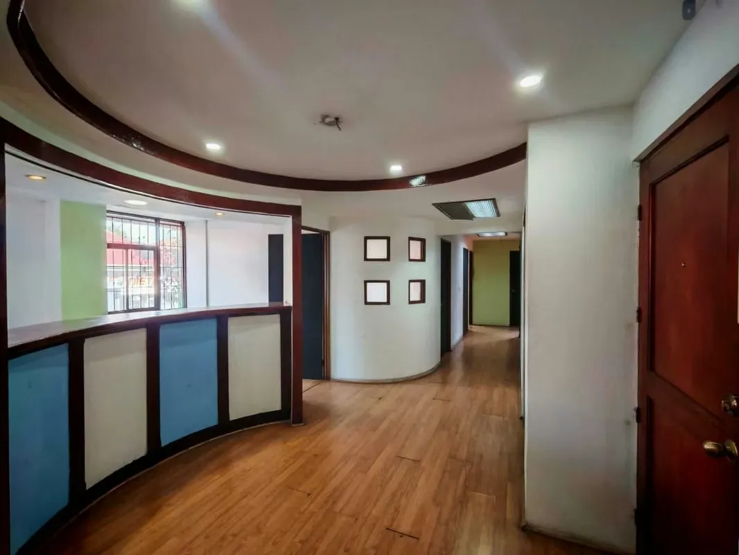 Investment Opportunity: Office for Sale in Barrio Mon, San José