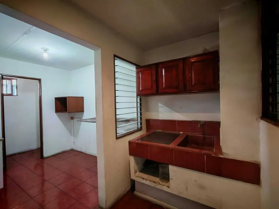 Investment Opportunity: Office for Sale in Barrio Mon, San José — photo 2