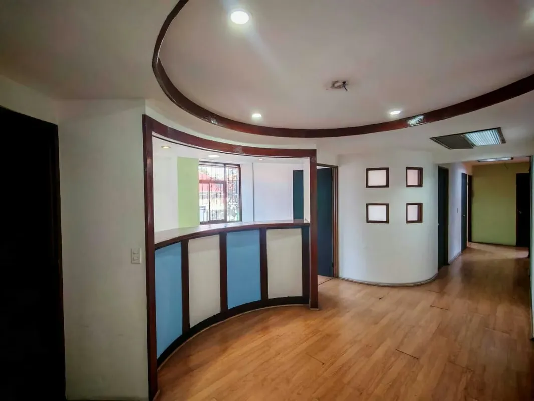 Investment Opportunity: Office for Sale in Barrio Mon, San José — photo 3