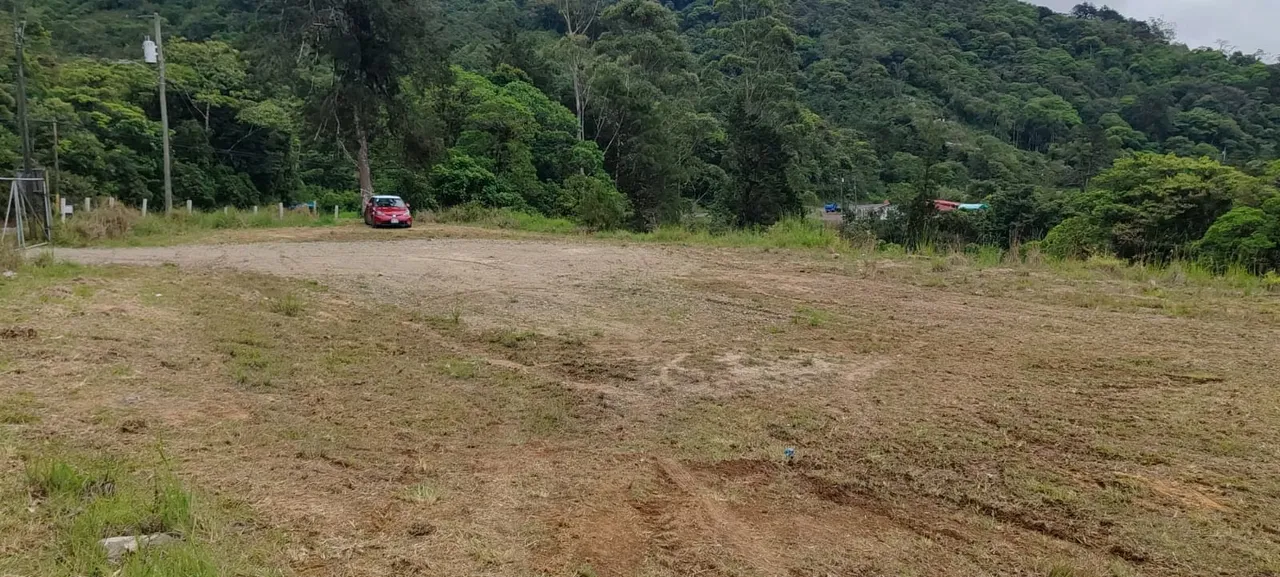 La Cangreja de El Guarco, se alquila predio a la entrada a La Estrella, sobre el cruce en la Interamericana. Acceso electricidad, agua potable e internet de banda ancha. — photo 4