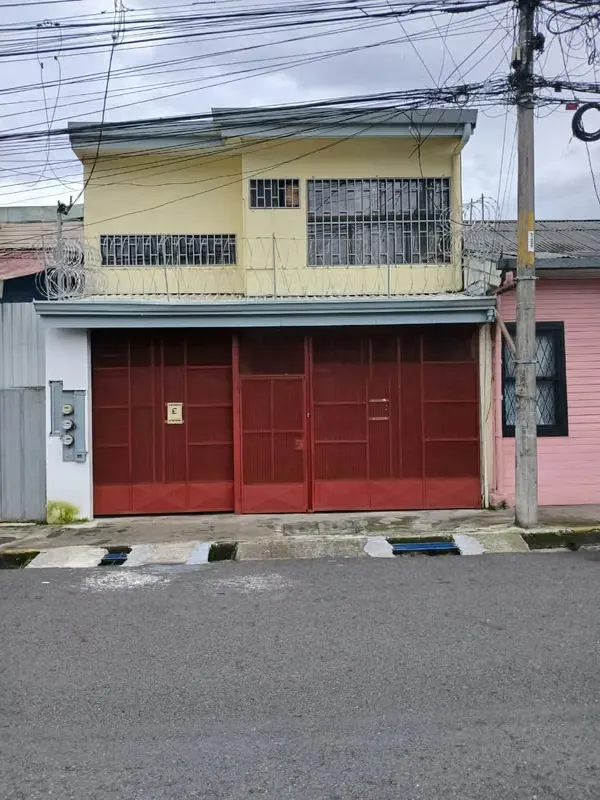 Venta uso residencial, comercial y para inversión en San Cayetano, precio negociable AP