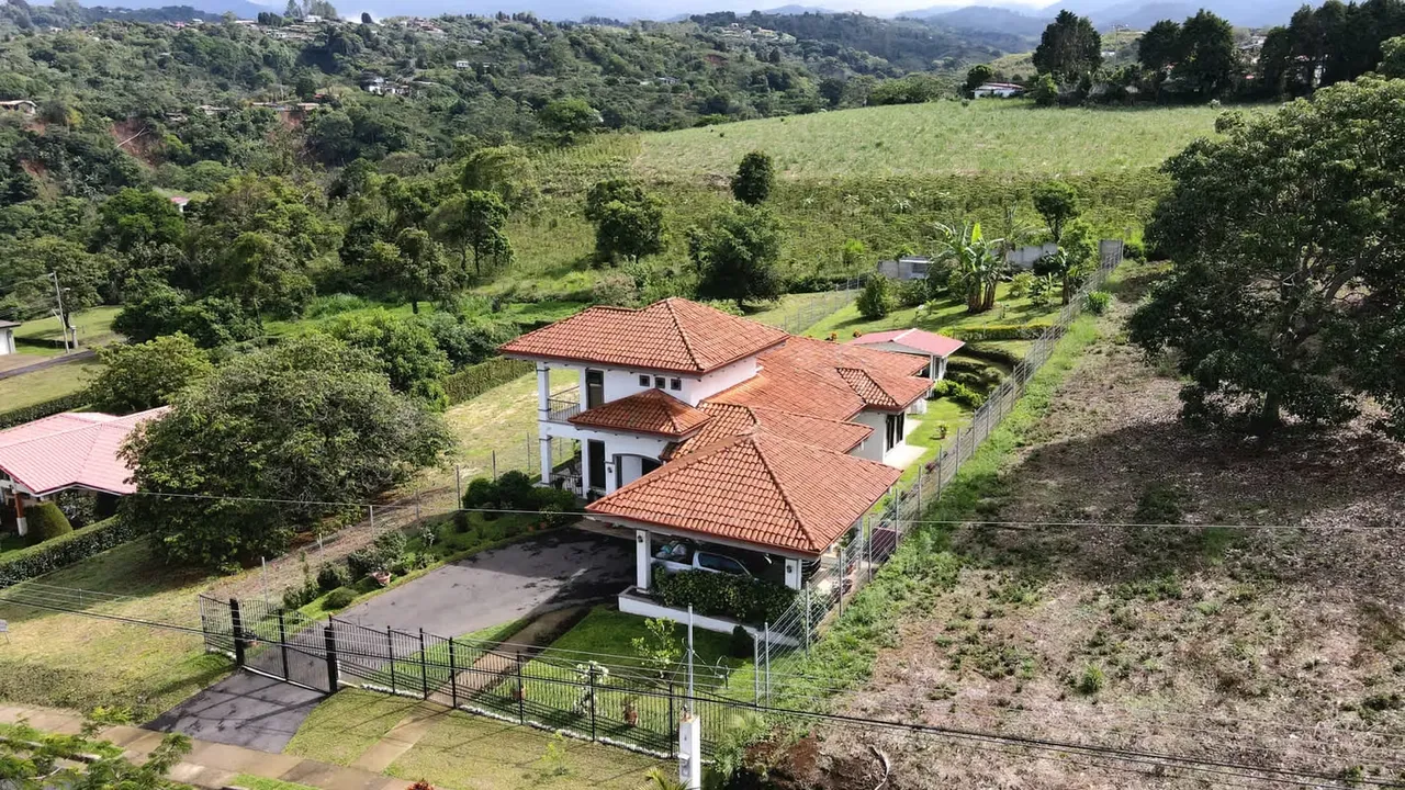 Furnished House for Sale, Located in Grecia, Costa Rica