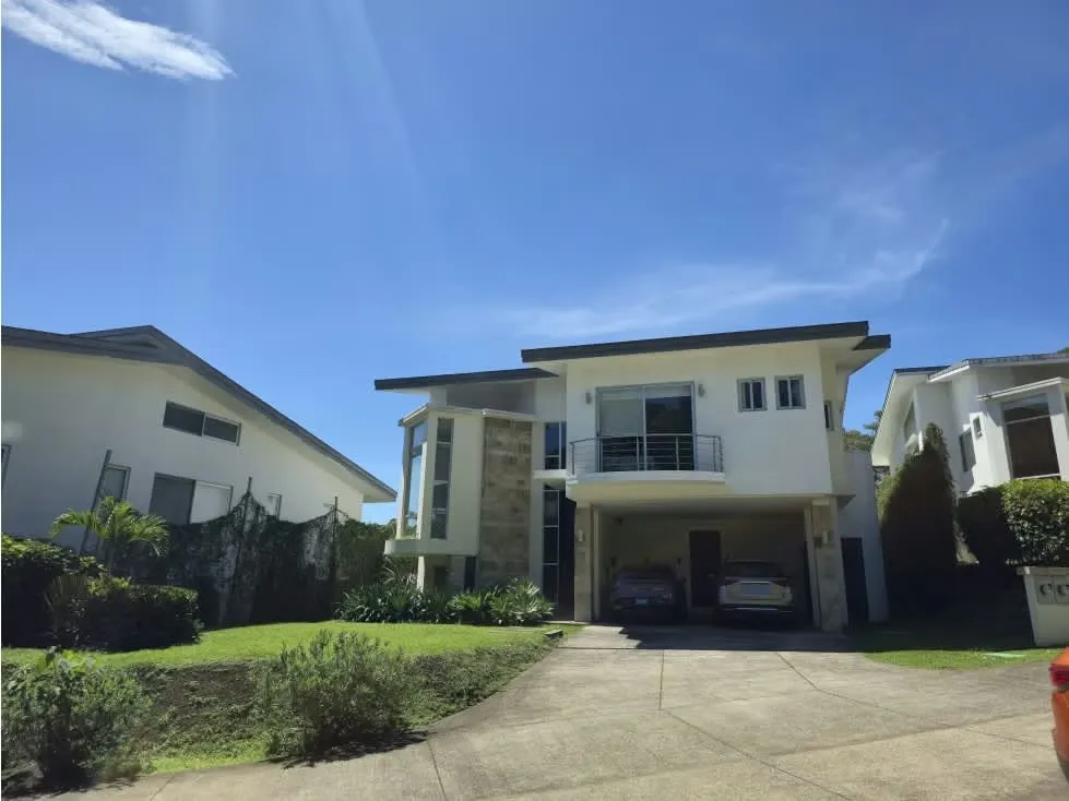 Casa en venta en San José, Escazú, San Rafael. 5PVV9161490
