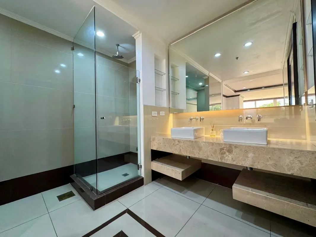 Se Vende Elegante Apartamento en La Sabana