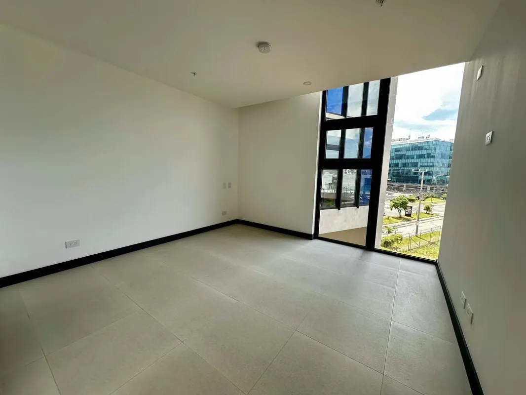 SALE OF LUXURY 2-BEDROOM APARTMENT IN DEN7 NEIGHBORHOOD — photo 5