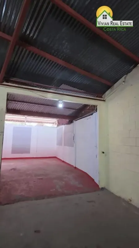 Commercial Property for Rent or Sale – Ideal for Warehouse, Restaurant, or Retail Store Esparza — photo 4