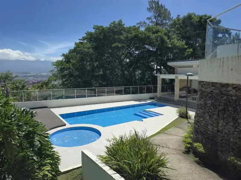 FOR RENT / SALE – CONTEMPORARY HOME IN ESCAZÚ