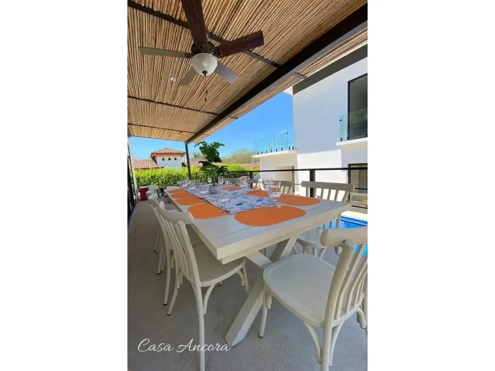 Discover the perfect balance between comfort, security, and location in this fully furnished home located in Santa Rosa, just 15 minutes from Tamarindo Beach. — photo 3