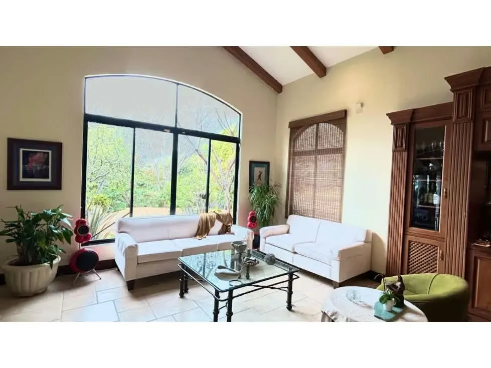Venta en Villa Real,Santa Ana. Casa 1 nivel,  Vista Panorámica.