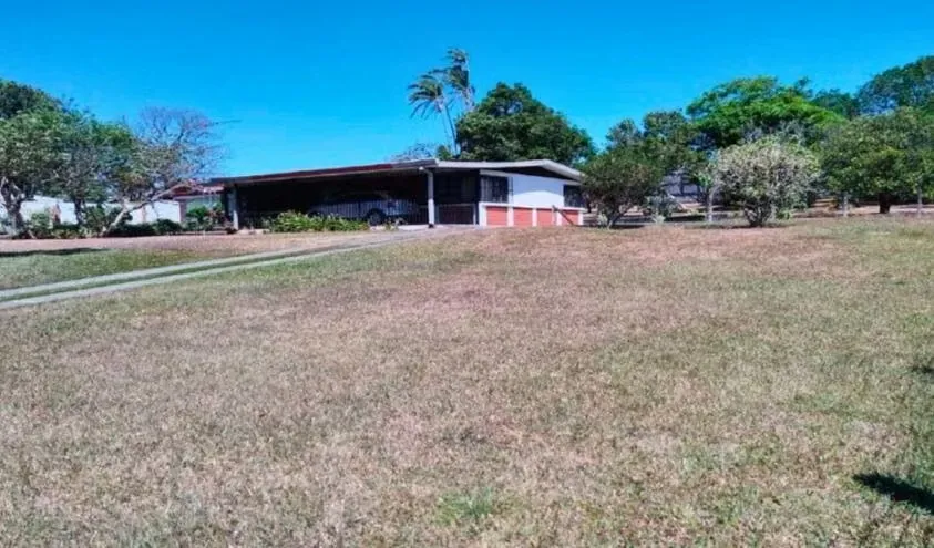 FOR SALE: LAND IN ALAJUELA IN FRONT OF NEW HOSPITAL – 2,261 M²