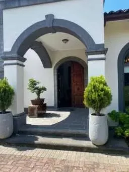BUDA HOUSE FOR SALE – VILLA REAL, SANTA ANA*