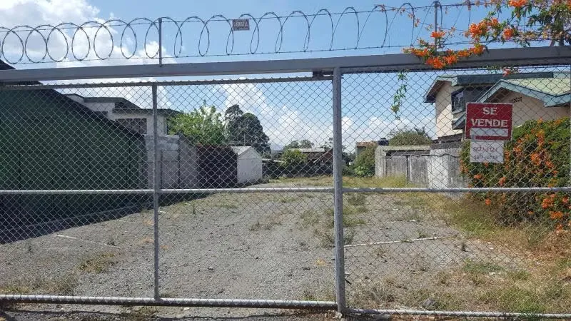 Land for sale in Curridabat centro 15084